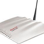 The DrayTek Vigor2100G router with 54mbps WiFi, 4 100mbps ETH-ports and
                                                 0 USB-ports