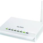 The ZyXEL NBG-318S router with 54mbps WiFi, 4 100mbps ETH-ports and
                                                 0 USB-ports