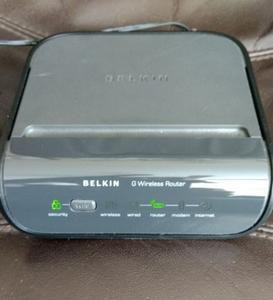 Thumbnail for the Belkin F5D7234-4 v5 router with 54mbps WiFi, 4 100mbps ETH-ports and
                                         0 USB-ports