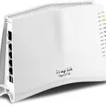 The DrayTek Vigor 2130n router with 300mbps WiFi, 4 N/A ETH-ports and
                                                 0 USB-ports