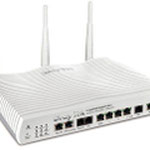 The DrayTek Vigor 2820 router with No WiFi, 3 100mbps ETH-ports and
                                                 0 USB-ports