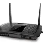 The Linksys EA8100 router with Gigabit WiFi, 4 N/A ETH-ports and
                                                 0 USB-ports