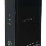 The Netgear WN2000RPTv2 router with 300mbps WiFi, 4 100mbps ETH-ports and
                                                 0 USB-ports