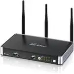 The OvisLink AirLive N450R router with 300mbps WiFi, 4 N/A ETH-ports and
                                                 0 USB-ports
