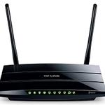 The TP-LINK TL-WDR3600 router with 300mbps WiFi, 4 N/A ETH-ports and
                                                 0 USB-ports