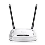 The TP-LINK TL-WR841N v11.x router with 300mbps WiFi, 4 100mbps ETH-ports and
                                                 0 USB-ports