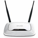 The TP-LINK TL-WR841ND v7.1 router with 300mbps WiFi, 4 100mbps ETH-ports and
                                                 0 USB-ports