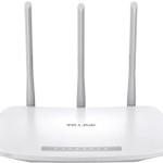 The TP-LINK TL-WR845N v1.x router with 300mbps WiFi, 4 100mbps ETH-ports and
                                                 0 USB-ports