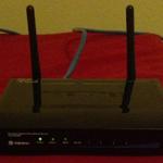 The TRENDnet TEW-652BRP V3.xR router with 300mbps WiFi, 4 100mbps ETH-ports and
                                                 0 USB-ports