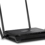 The TRENDnet TEW-827DRU v2.0R router with Gigabit WiFi, 4 N/A ETH-ports and
                                                 0 USB-ports