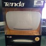 The Tenda W268R (later) router with 300mbps WiFi, 4 100mbps ETH-ports and
                                                 0 USB-ports