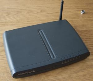 Thumbnail for the Thomson SpeedTouch 780 WL router with 54mbps WiFi, 4 100mbps ETH-ports and
                                         0 USB-ports